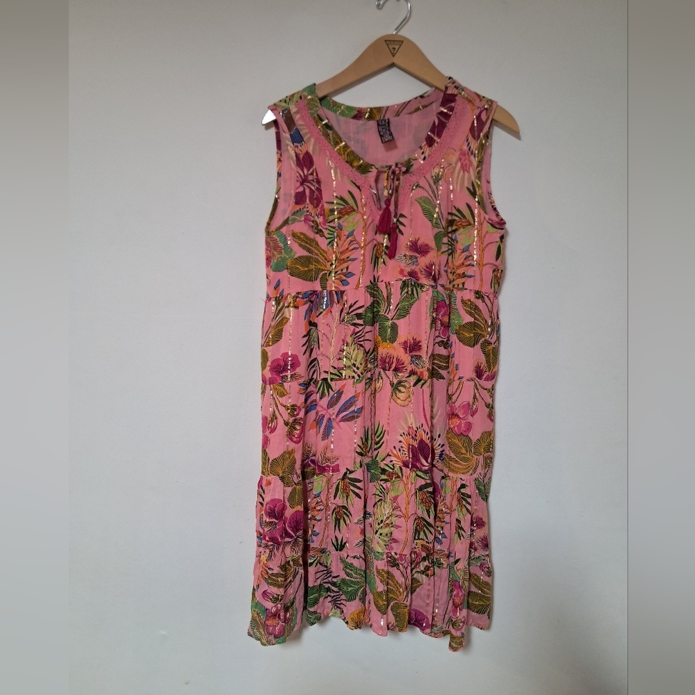 Me 2 Magic Sleeveless Tiered Dress Tropical Floral Metallic Sz. M